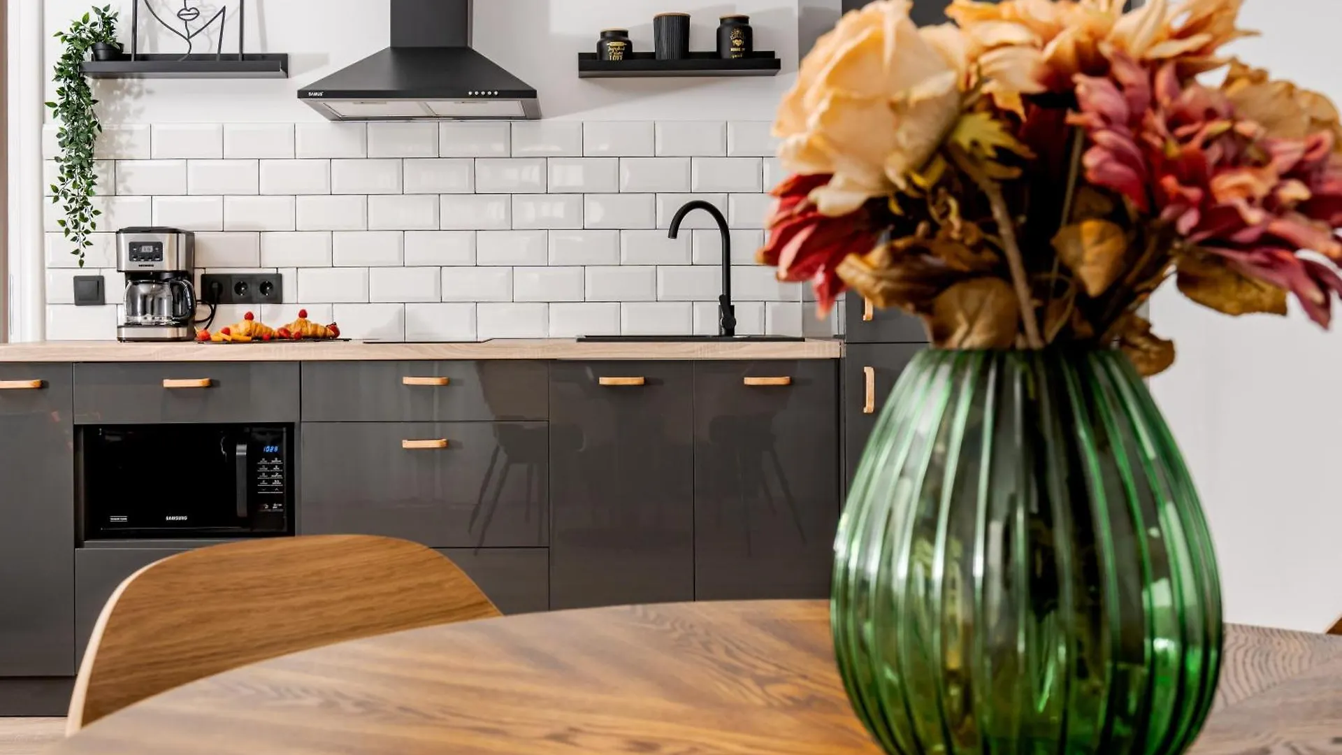Tyst By Mrg Apartments Bucarest